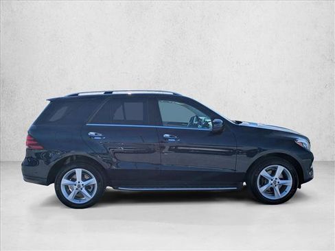 Used 2017 Mercedes-Benz GLE 350 image 4