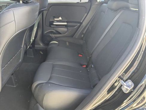 Used 2025 Mercedes-Benz GLA 250 GLA 250 image 16