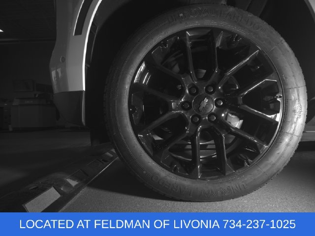 Certified 2025 Chevrolet Tahoe High Country AWD/4WD image 31