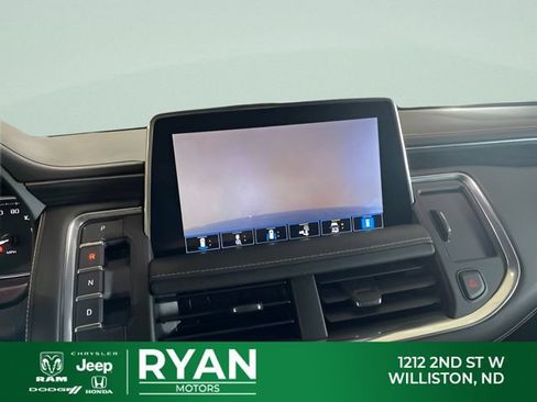 Used 2021 GMC Yukon SLT w/ SLT Luxury Plus Package AWD/4WD image 44