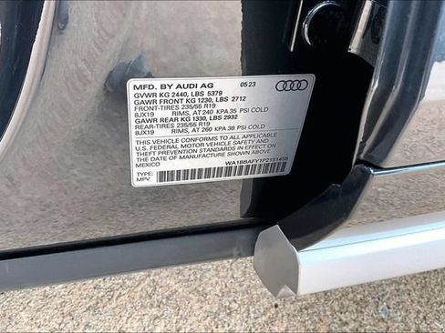Used 2023 Audi Q5 Premium w/ Premium Plus Package AWD/4WD image 35