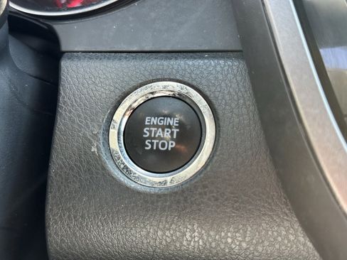 Used 2023 Toyota Camry XSE image 31