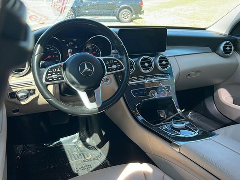 Used 2019 Mercedes-Benz C 300 Sedan w/ Premium Package image 18