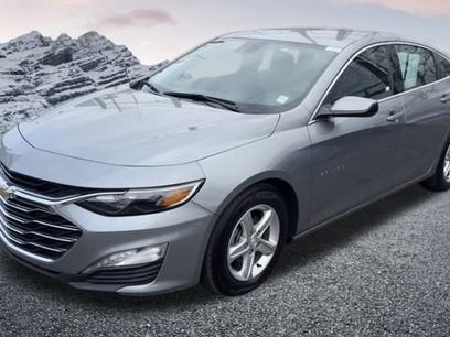 Used 2024 Chevrolet Malibu LT