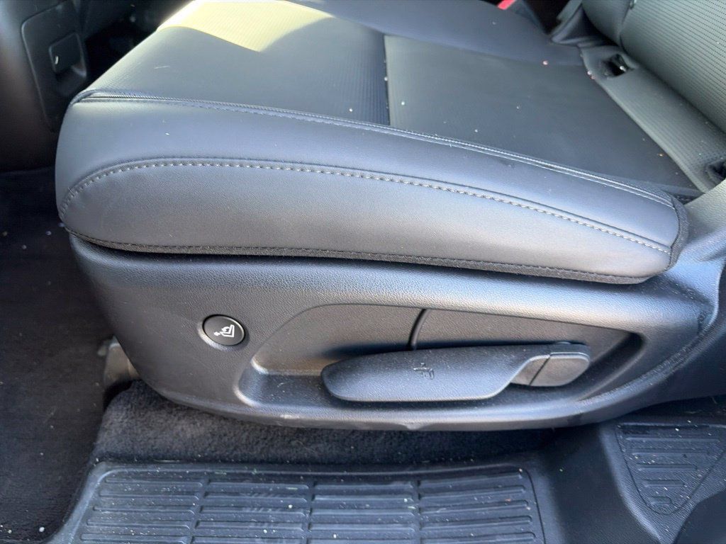 Used 2026 Hyundai Palisade SEL AWD/4WD image 26
