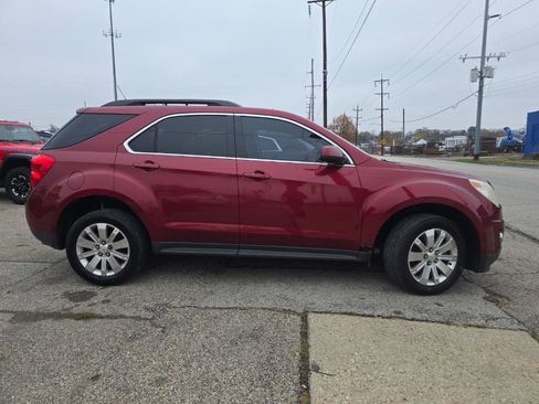Used 2011 Chevrolet Equinox LT image 6