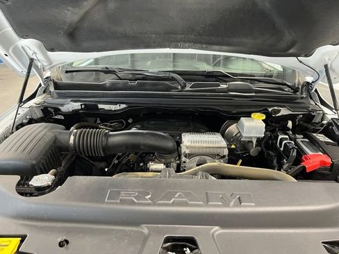 Used 2024 RAM 1500 Laramie RWD image 9