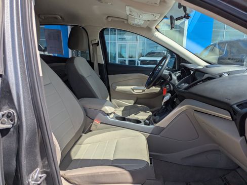 Used 2014 Ford Escape SE w/ Equipment Group 201A AWD/4WD image 36