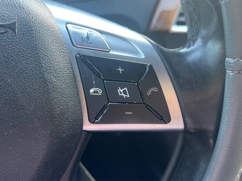 Used 2013 Mercedes-Benz C 250 Sedan image 34