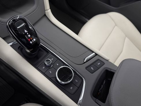 Used 2024 Cadillac XT5 Premium Luxury image 51