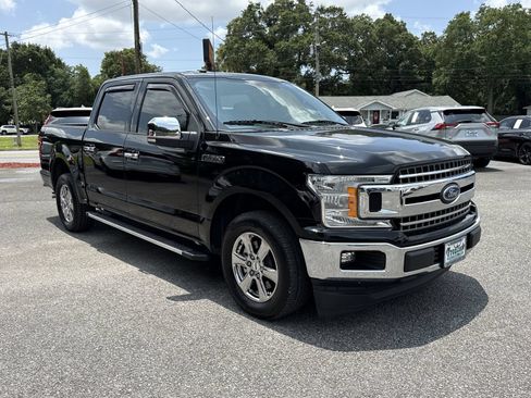 Used 2018 Ford F150 XLT w/ Equipment Group 302A Luxury RWD image 7