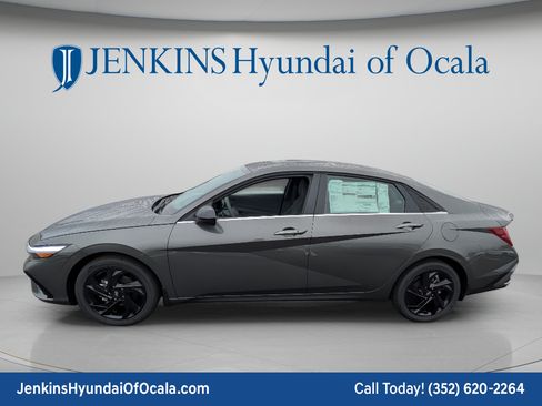 New 2026 Hyundai Elantra SEL Sport Premium FWD image 5
