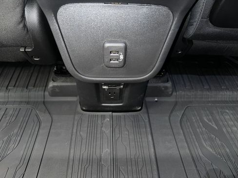 Certified 2022 GMC Terrain SLE w/ Driver Convenience Package image 23