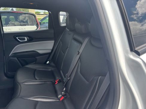 Used 2025 Jeep Compass Limited AWD/4WD image 36