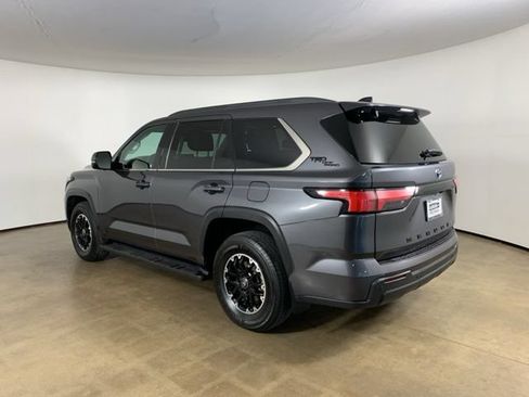 Used 2023 Toyota Sequoia SR5 w/ SR5 Premium Package AWD/4WD image 16