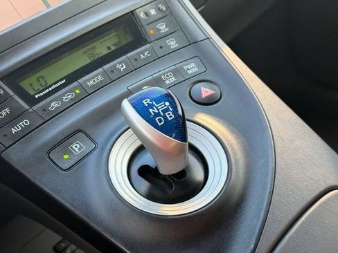 Used 2010 Toyota Prius Five FWD image 22