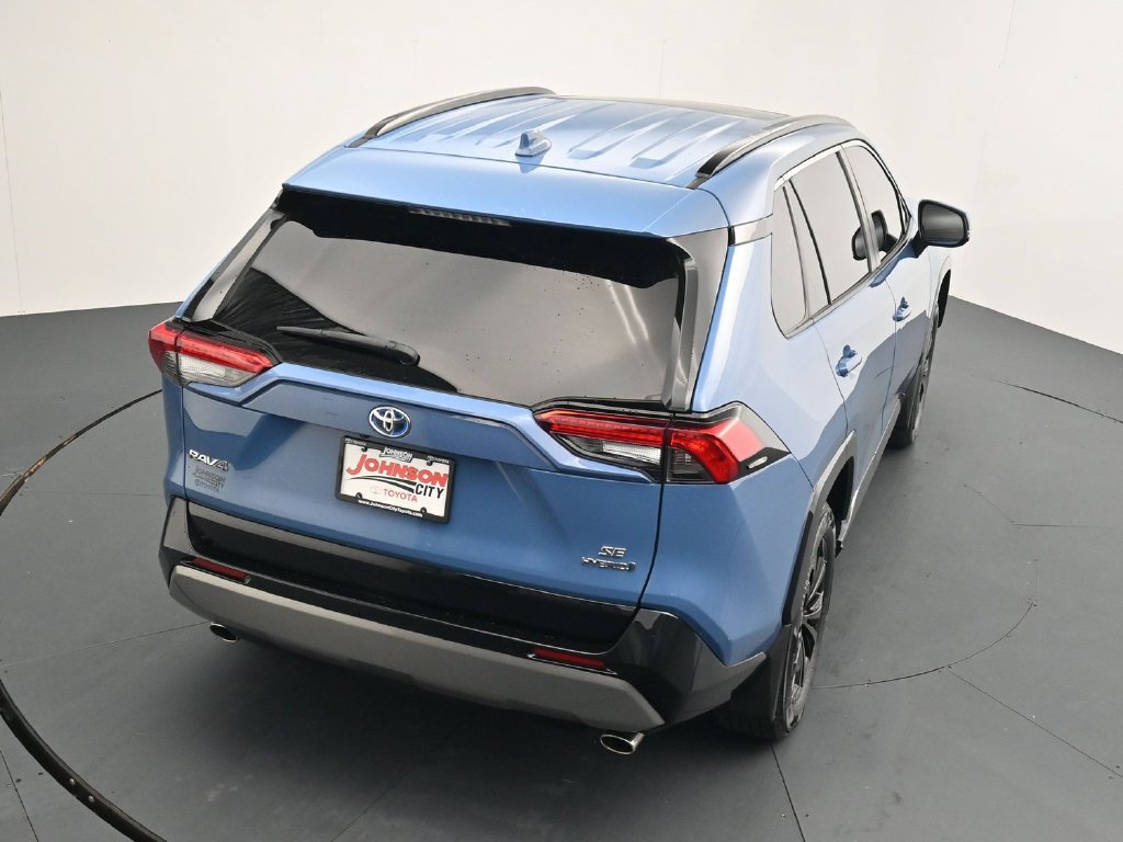 Used 2024 Toyota RAV4 SE w/ Convenience Package AWD/4WD image 26