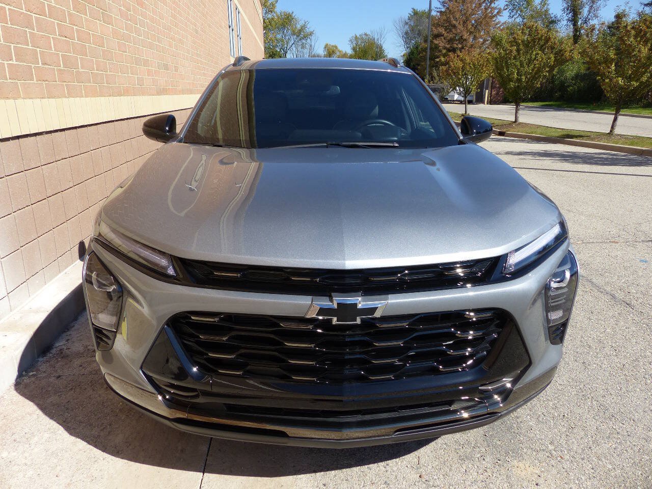 Used 2026 Chevrolet Trax ACTIV w/ Driver Confidence Package FWD image 6
