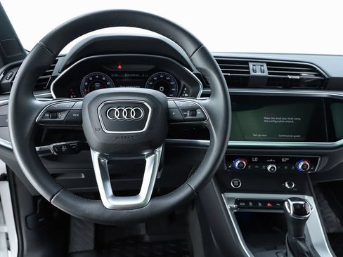 Used 2025 Audi Q3 2.0T Premium Plus w/ Premium Plus Package AWD/4WD image 66
