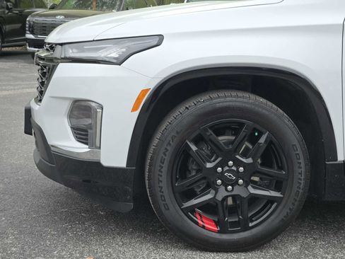 Certified 2023 Chevrolet Traverse Premier w/ Redline Edition image 8