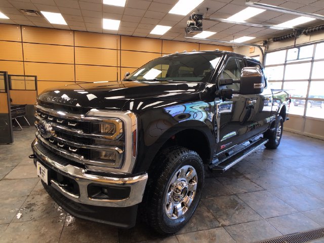 New 2026 Ford F350 Lariat w/ Chrome Package AWD/4WD image 3