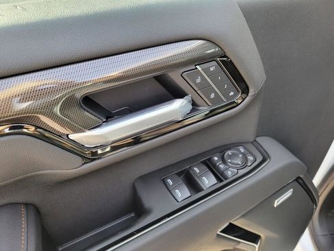 New 2026 GMC Sierra 2500 AT4 w/ AT4 Premium Plus Package image 24