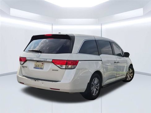 Used 2016 Honda Odyssey SE image 3