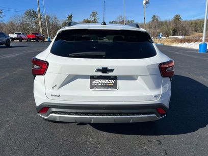 New 2026 Chevrolet Trax LT w/ Sunroof Package