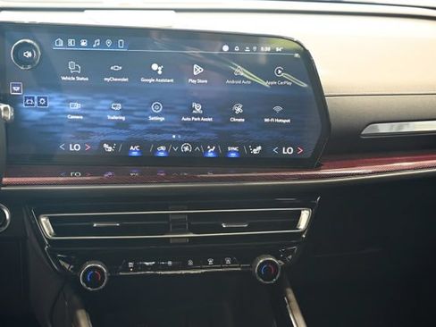 New 2026 Chevrolet Traverse Z71 w/ Enhanced Driving Package AWD/4WD image 15