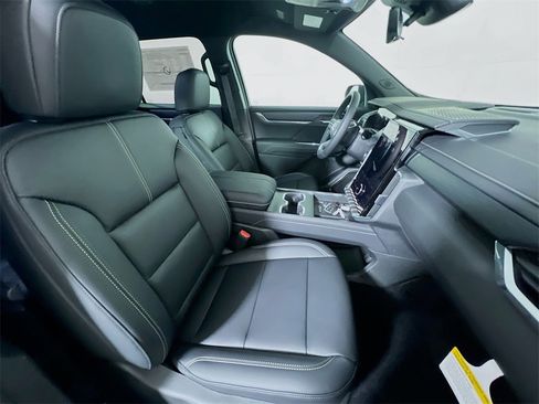 New 2026 GMC Acadia Elevation w/ Black Edition image 24