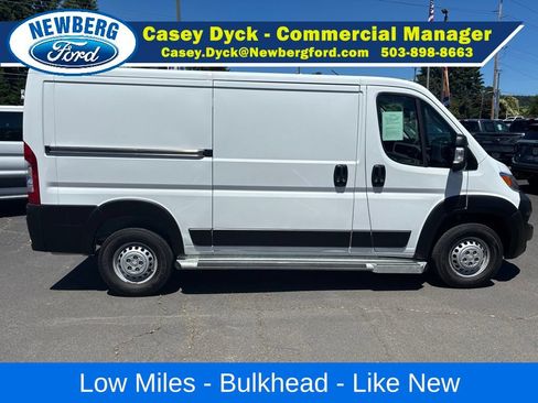 Used 2025 RAM ProMaster 2500 w/ U-Haul Equipment Group FWD image 8
