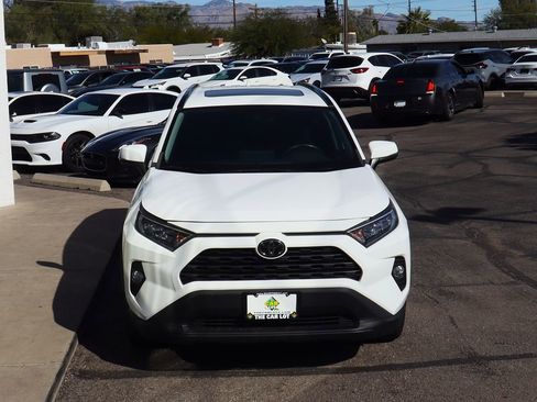 Used 2019 Toyota RAV4 XLE image 15