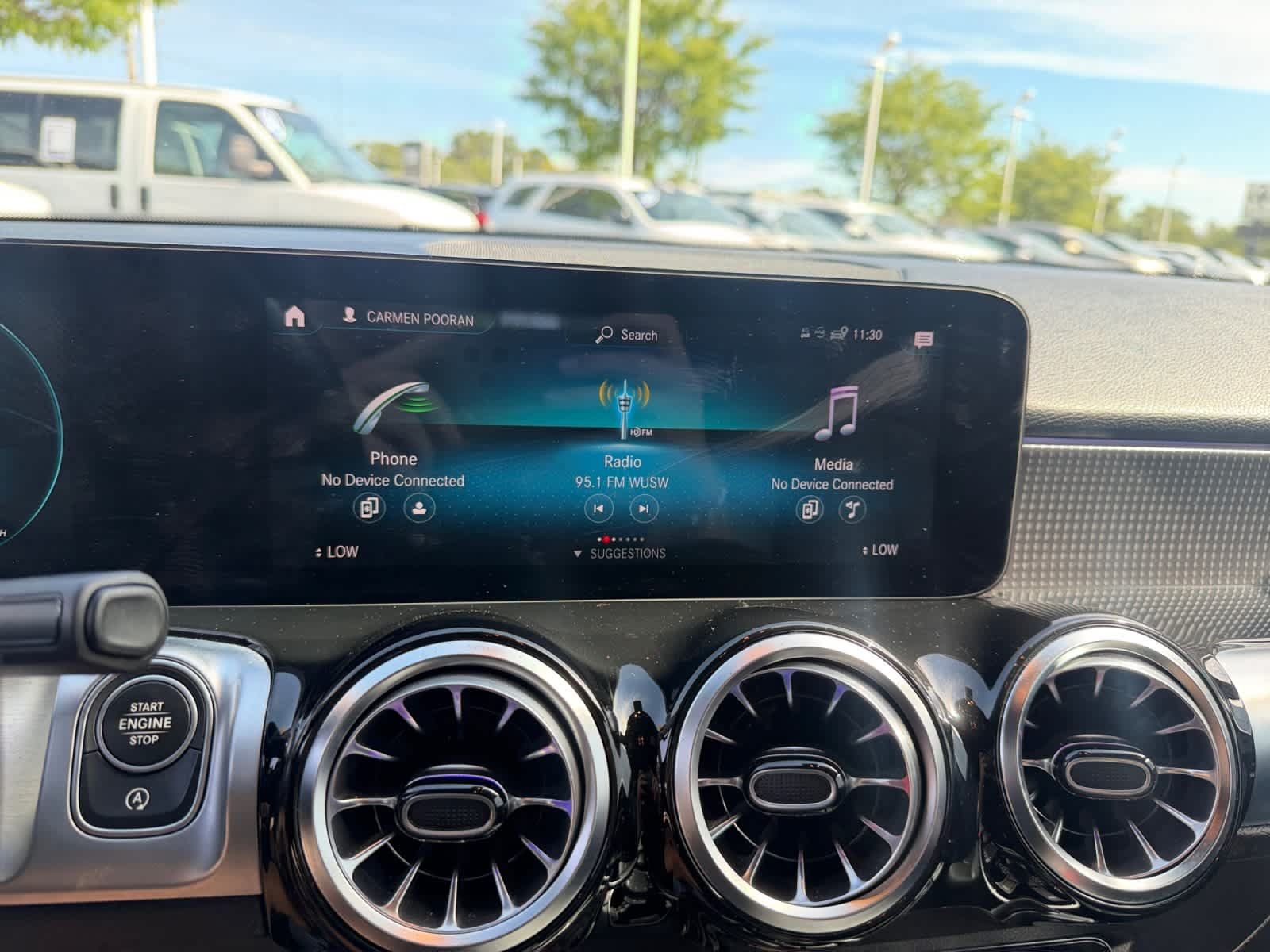 Used 2022 Mercedes-Benz GLB 250 4MATIC image 23
