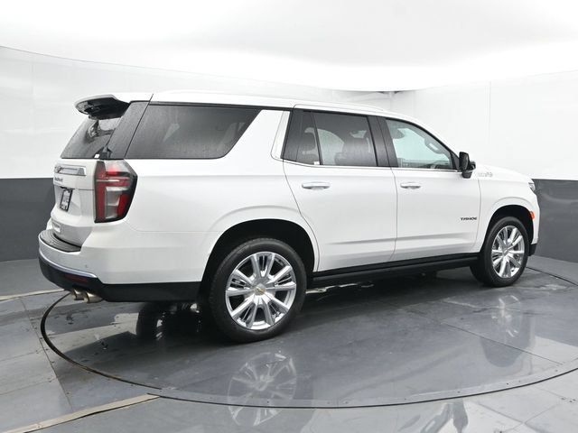 Used 2024 Chevrolet Tahoe High Country AWD/4WD image 2