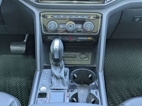 Certified 2023 Volkswagen Atlas SE w/ Panoramic Sunroof Package FWD image 23