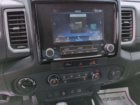Used 2024 Nissan Frontier SV w/ Technology Package AWD/4WD image 20