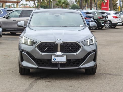 Certified 2025 BMW X2 xDrive28i w/ Convenience Package image 2