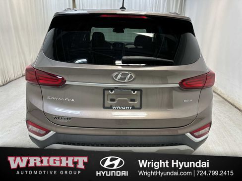 Used 2019 Hyundai Santa Fe SE image 5