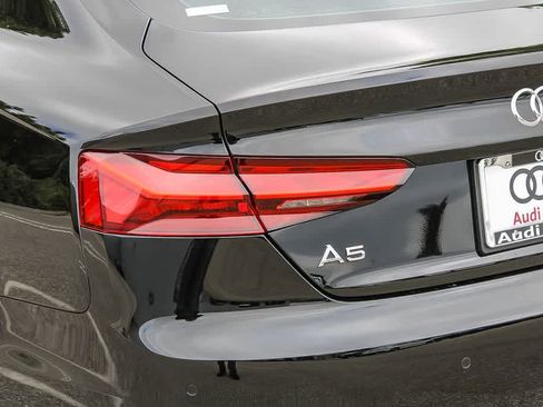 Used 2023 Audi Q3 2.0T Premium w/ Convenience Package image 10