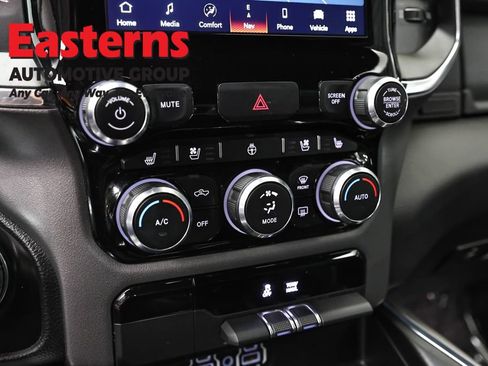 Used 2024 RAM 1500 Laramie RWD image 20
