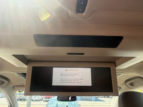 Used 2019 Toyota Sienna Limited Premium image 20