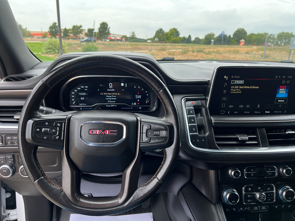 Used 2023 GMC Yukon AT4 w/ Technology Package AWD/4WD image 15