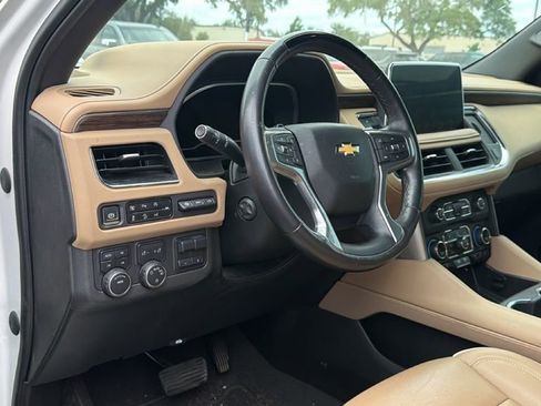Used 2023 Chevrolet Tahoe Premier w/ Advanced Technology Package AWD/4WD image 13