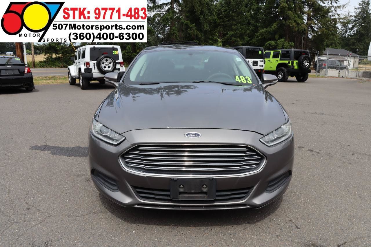 Used 2014 Ford Fusion SE FWD image 11
