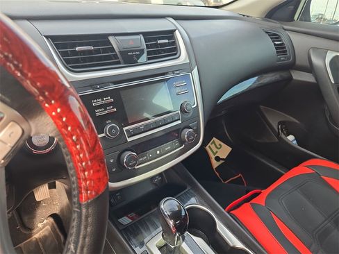 Used 2017 Nissan Altima 2.5 SL image 9