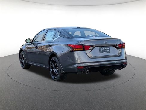 New 2025 Nissan Altima 2.5 SR image 7