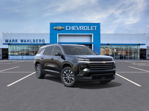 New 2026 Chevrolet Traverse LT w/ Sun and Wheel Package FWD image 25