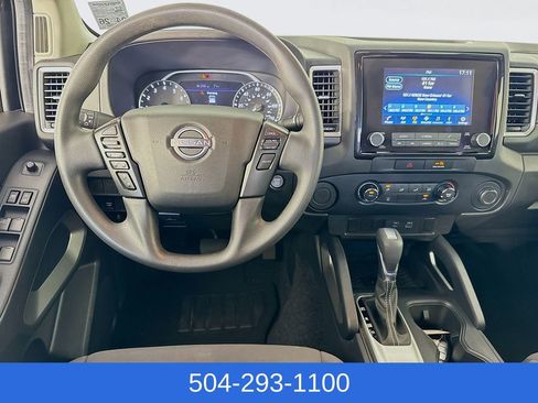 Used 2022 Nissan Frontier SV image 20