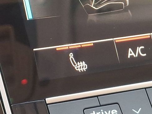 Certified 2023 Audi Q7 2.0T Premium w/ Towing Package image 26