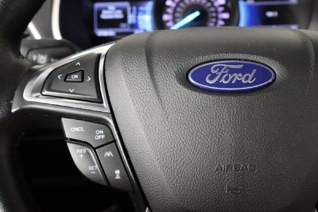 Used 2021 Ford Edge SEL w/ Convenience Package AWD/4WD image 11